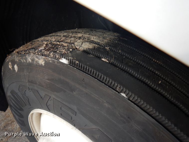 image for item KK9702 2016 Volvo VNL670  semi truck