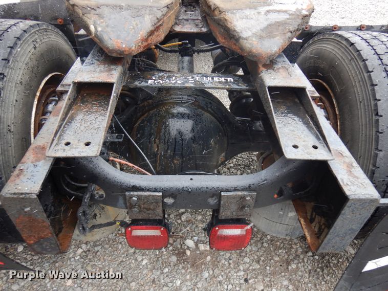 image for item KK9704 2005 International 8600  semi truck