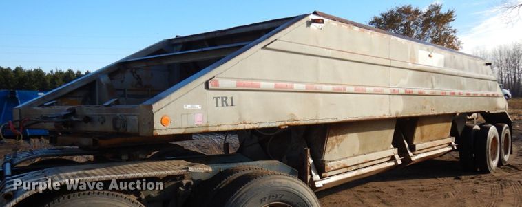 image for item KK9715 1972 Challenge Cook BDS 2520  bottom dump trailer