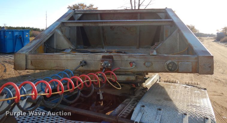 image for item KK9715 1972 Challenge Cook BDS 2520  bottom dump trailer