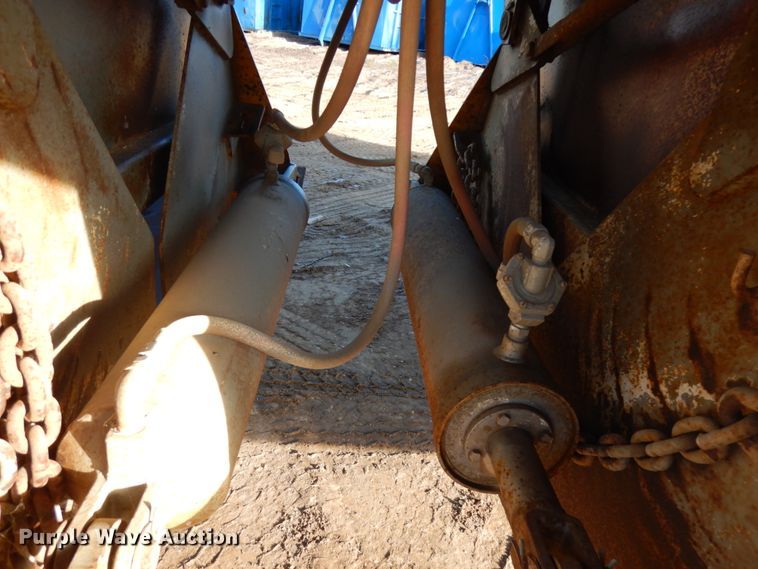 image for item KK9715 1972 Challenge Cook BDS 2520  bottom dump trailer