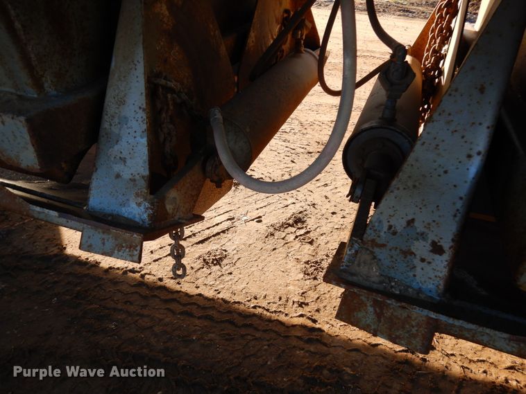 image for item KK9715 1972 Challenge Cook BDS 2520  bottom dump trailer