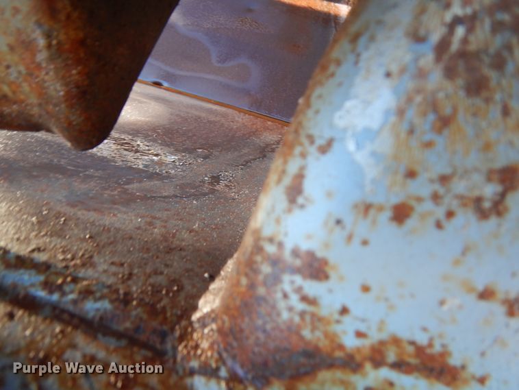 image for item KK9715 1972 Challenge Cook BDS 2520  bottom dump trailer