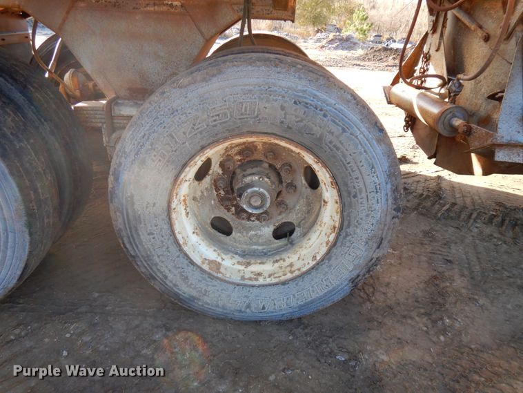 image for item KK9715 1972 Challenge Cook BDS 2520  bottom dump trailer