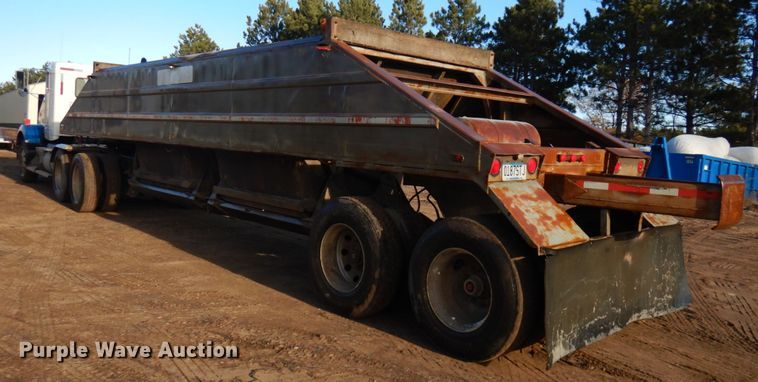 image for item KK9716 1972 Challenge Cook BDS 2520  bottom dump trailer