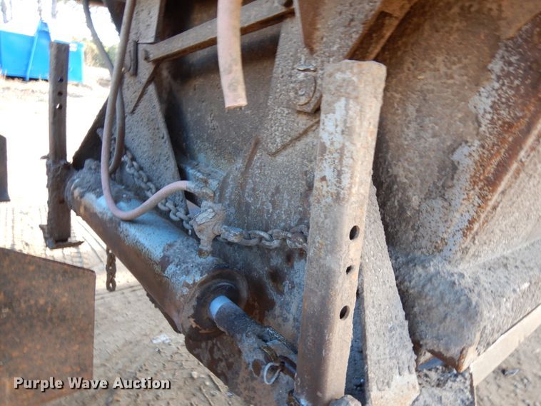 image for item KK9716 1972 Challenge Cook BDS 2520  bottom dump trailer