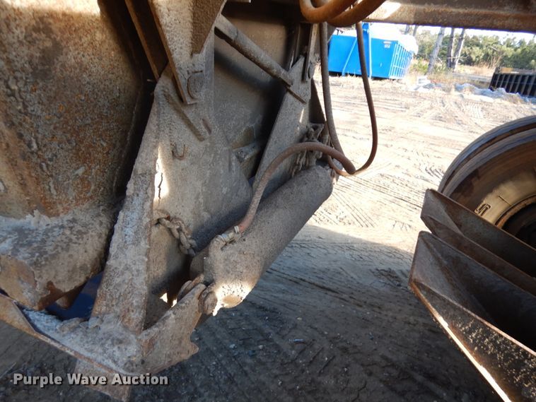 image for item KK9716 1972 Challenge Cook BDS 2520  bottom dump trailer