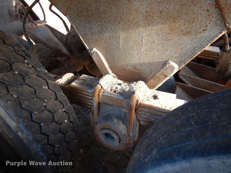 image for item KK9716 1972 Challenge Cook BDS 2520  bottom dump trailer