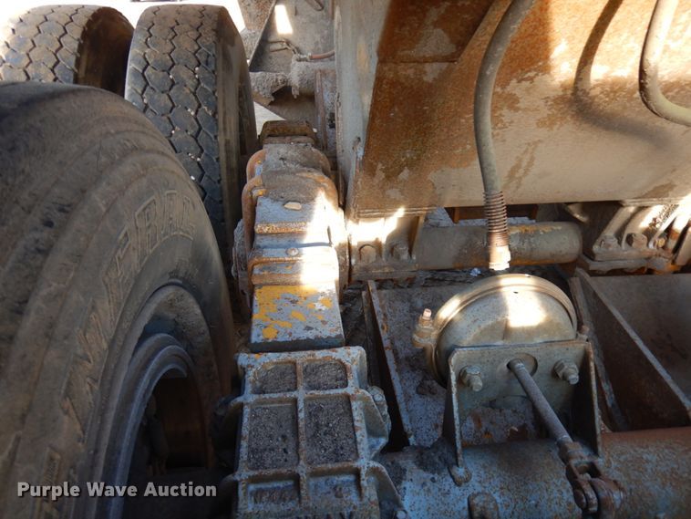 image for item KK9716 1972 Challenge Cook BDS 2520  bottom dump trailer