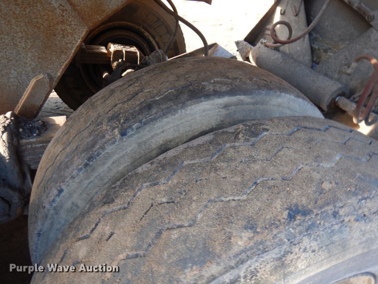 image for item KK9716 1972 Challenge Cook BDS 2520  bottom dump trailer