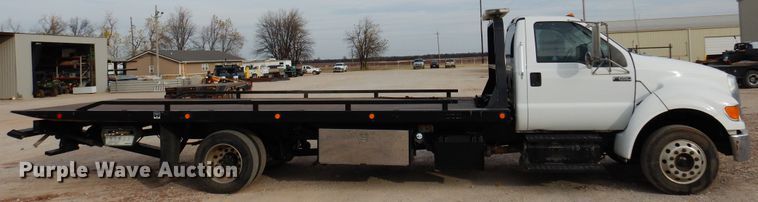image for item KO9553 2015 Ford F650 Super Duty XLT  rollback truck