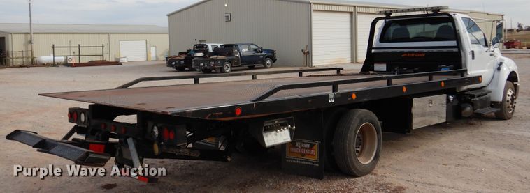 image for item KO9553 2015 Ford F650 Super Duty XLT  rollback truck