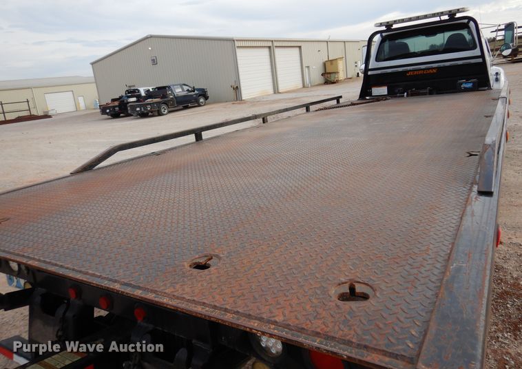 image for item KO9553 2015 Ford F650 Super Duty XLT  rollback truck