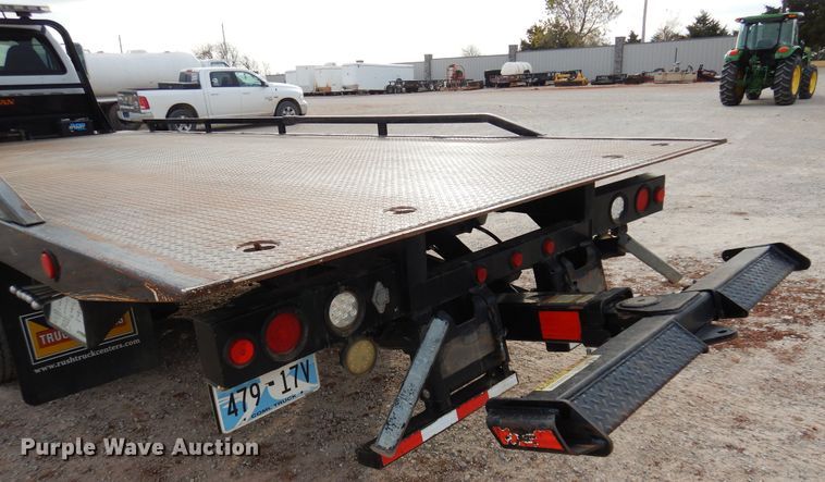 image for item KO9553 2015 Ford F650 Super Duty XLT  rollback truck