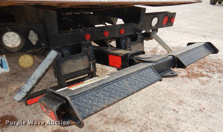 image for item KO9553 2015 Ford F650 Super Duty XLT  rollback truck