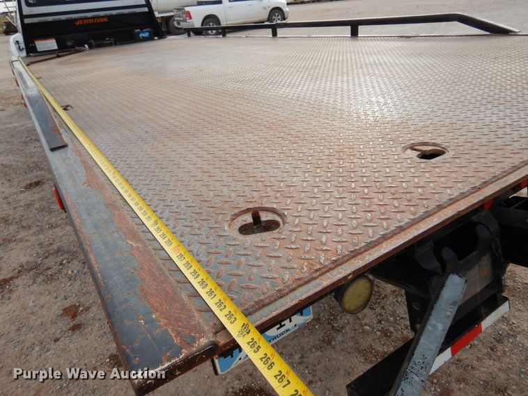 image for item KO9553 2015 Ford F650 Super Duty XLT  rollback truck