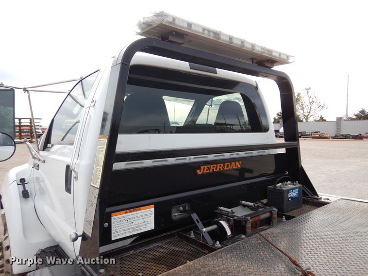 image for item KO9553 2015 Ford F650 Super Duty XLT  rollback truck