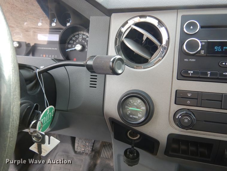 image for item KO9553 2015 Ford F650 Super Duty XLT  rollback truck