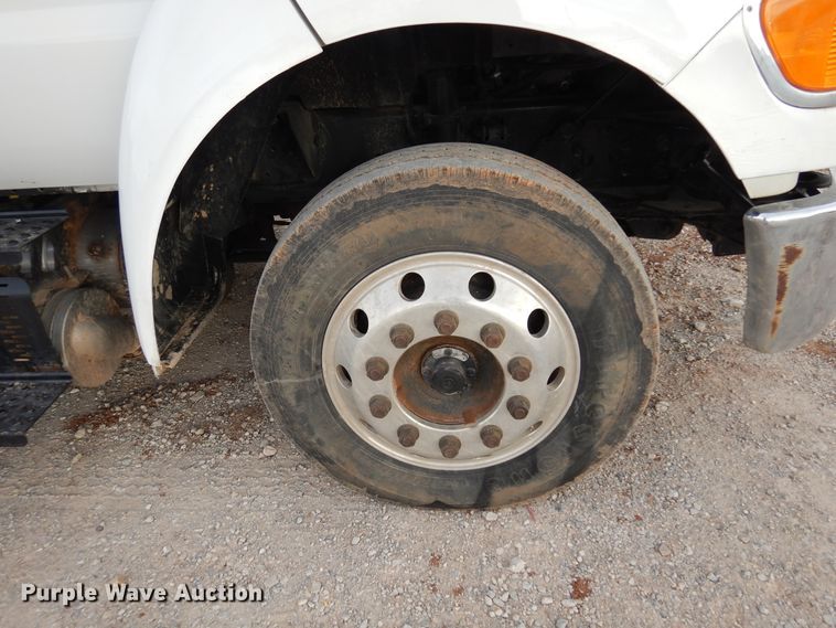 image for item KO9553 2015 Ford F650 Super Duty XLT  rollback truck