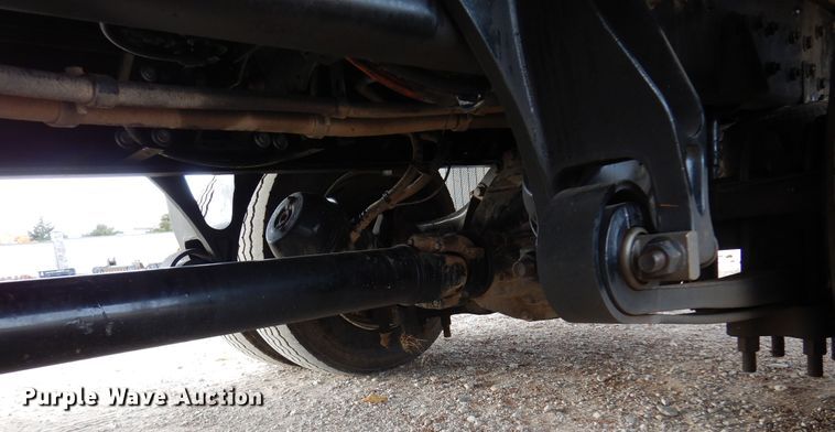 image for item KO9553 2015 Ford F650 Super Duty XLT  rollback truck