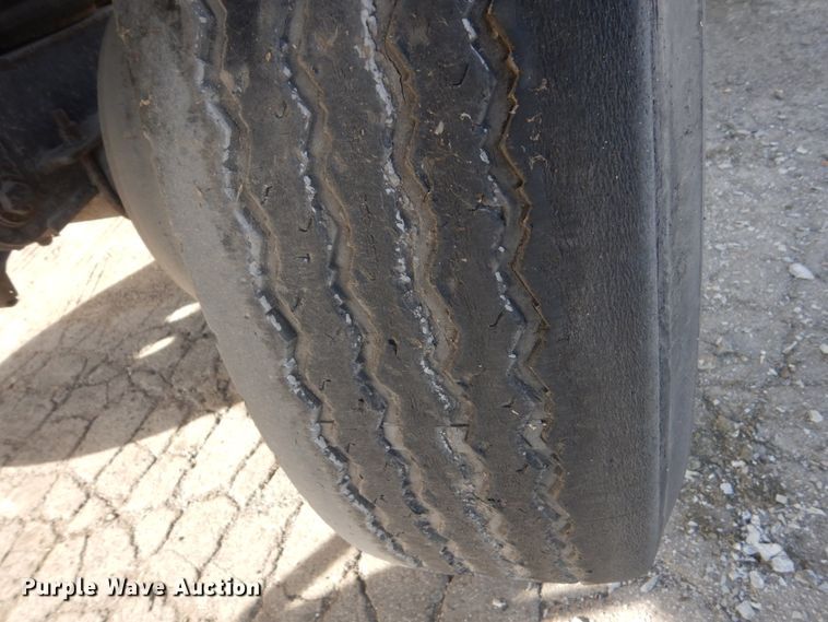 image for item KO9787 2006 East  end dump trailer