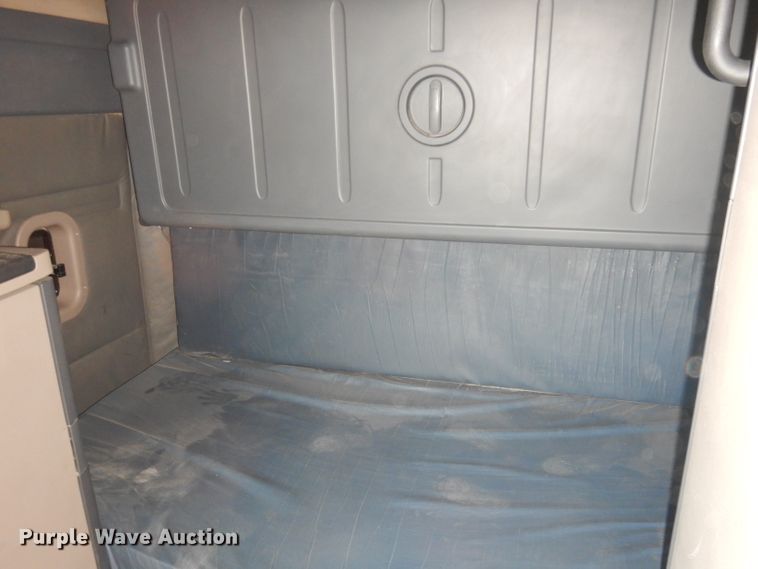 image for item KS9070 2012 Freightliner Cascadia 125  semi truck