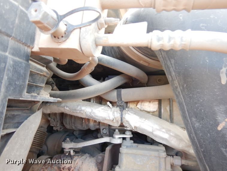 image for item KS9070 2012 Freightliner Cascadia 125  semi truck