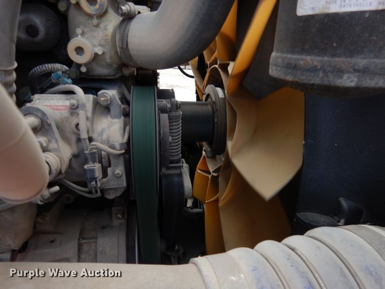 image for item KS9070 2012 Freightliner Cascadia 125  semi truck