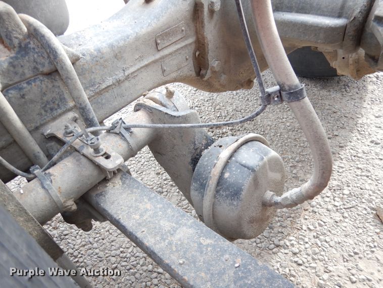 image for item KS9070 2012 Freightliner Cascadia 125  semi truck