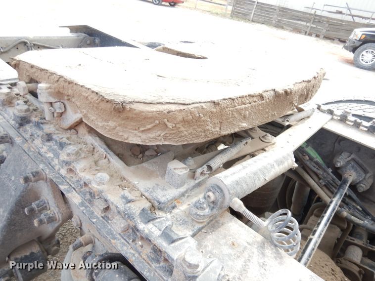 image for item KS9070 2012 Freightliner Cascadia 125  semi truck