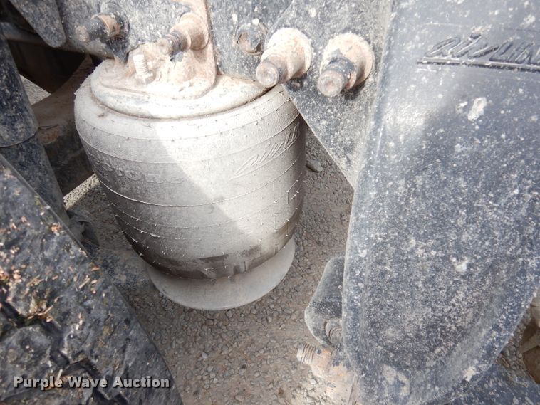 image for item KS9070 2012 Freightliner Cascadia 125  semi truck