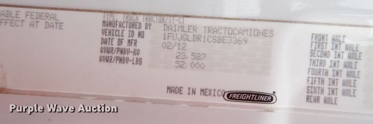 image for item KS9070 2012 Freightliner Cascadia 125  semi truck