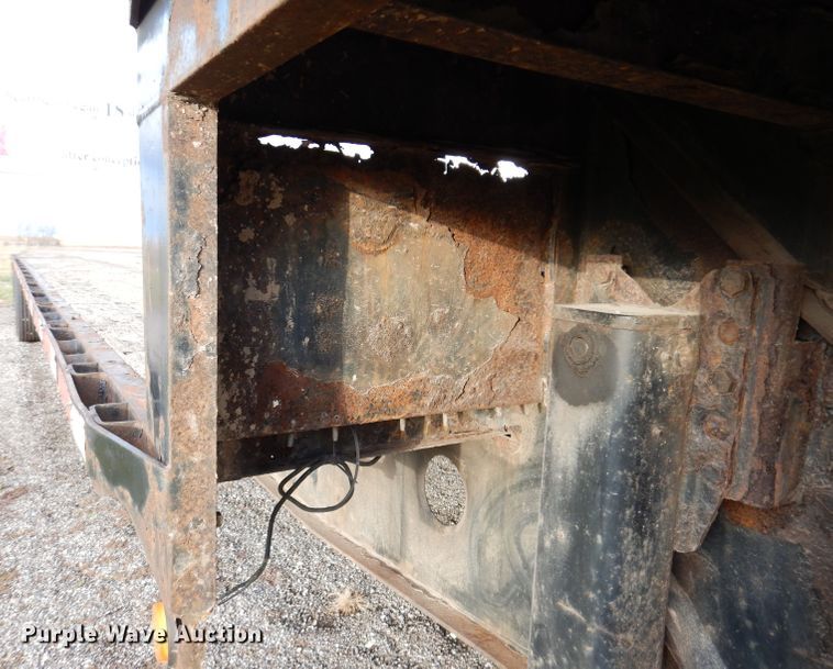 image for item KY9558 2002 Doonan 502DB14  drop deck trailer