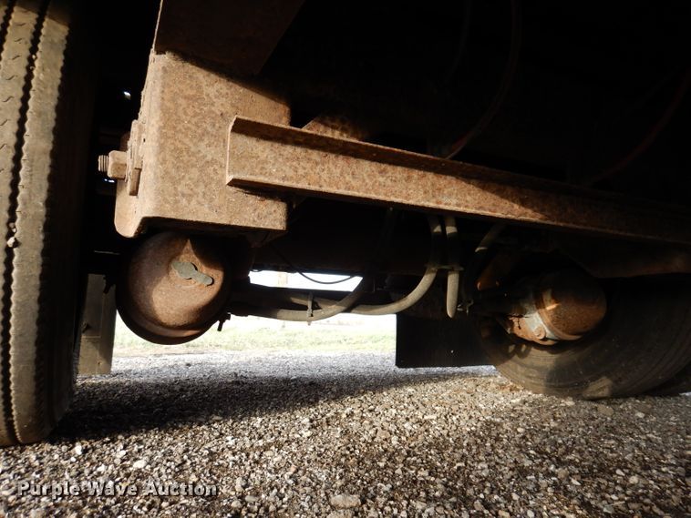 image for item KY9558 2002 Doonan 502DB14  drop deck trailer