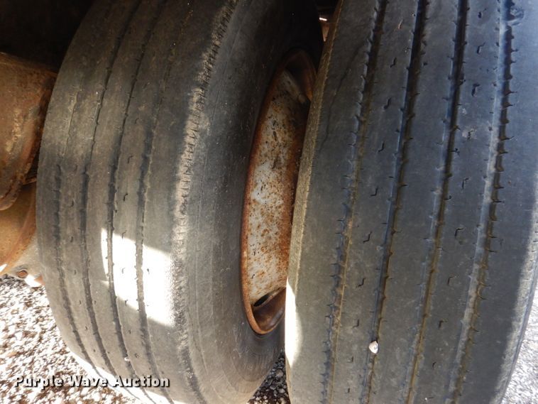 image for item KY9558 2002 Doonan 502DB14  drop deck trailer