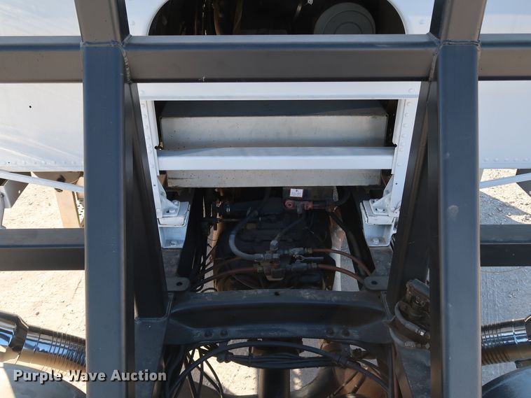 image for item KY9757 1993 Freightliner FLA086  semi truck