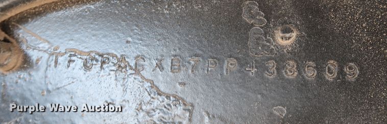 image for item KY9757 1993 Freightliner FLA086  semi truck