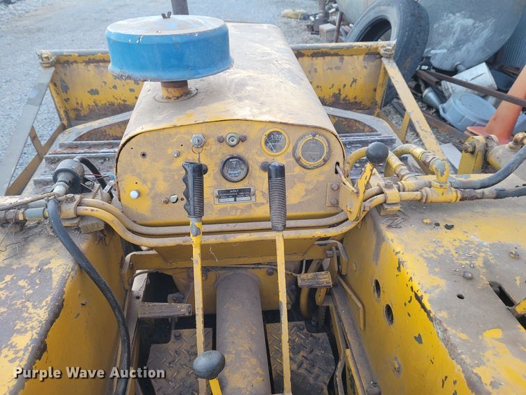 image for item BY9479 Holt 30  dozer