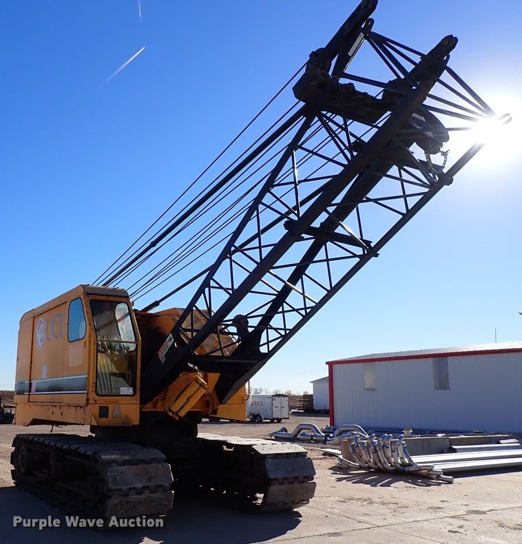 image for item DC4158 1977 American 7250  crane