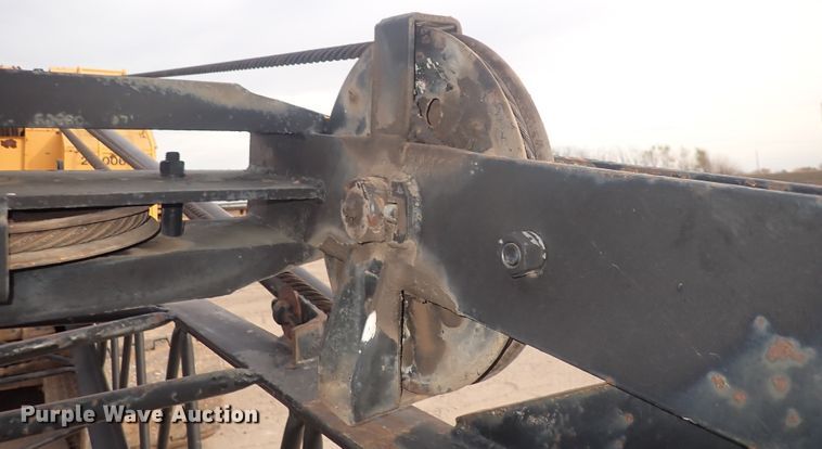 image for item DC4158 1977 American 7250  crane