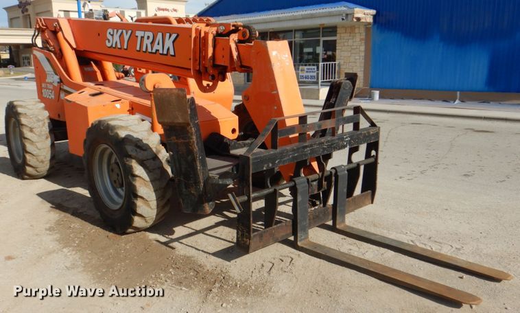 image for item DH7325 2003 JLG Skytrak 10054  telehandler