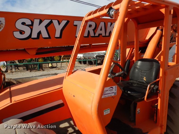 image for item DH7325 2003 JLG Skytrak 10054  telehandler