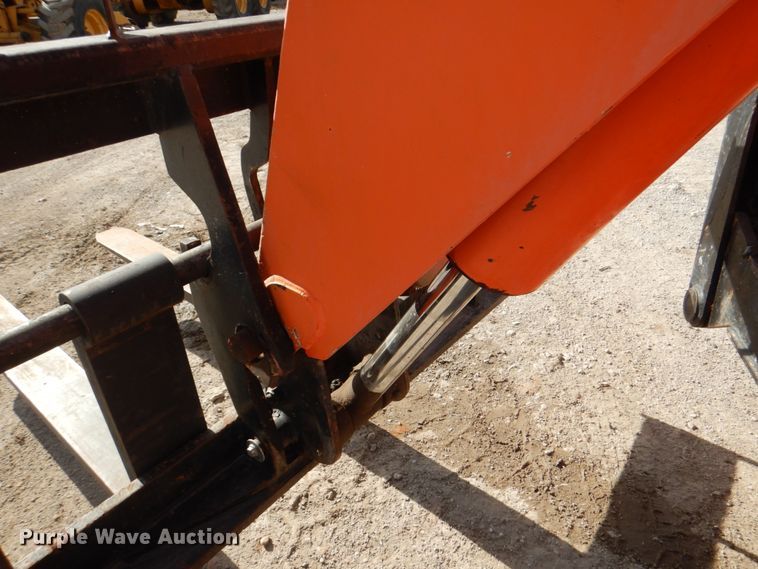 image for item DH7325 2003 JLG Skytrak 10054  telehandler