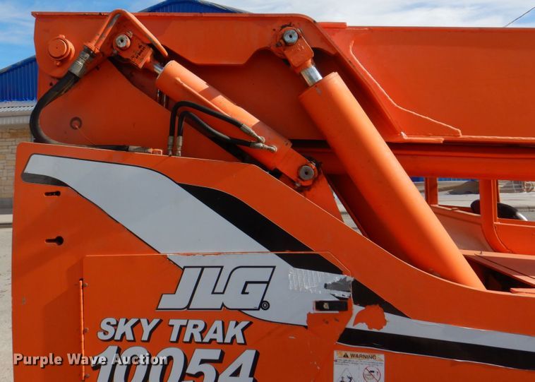 image for item DH7325 2003 JLG Skytrak 10054  telehandler