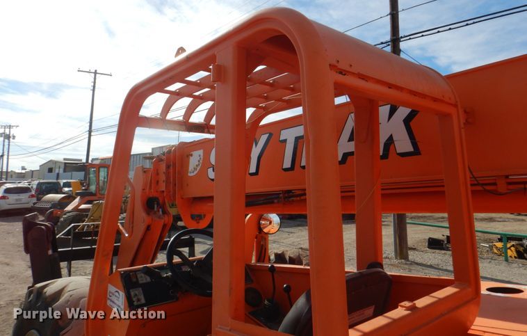 image for item DH7325 2003 JLG Skytrak 10054  telehandler