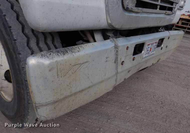 image for item DH8058 1990 Ford LT9000  dump truck