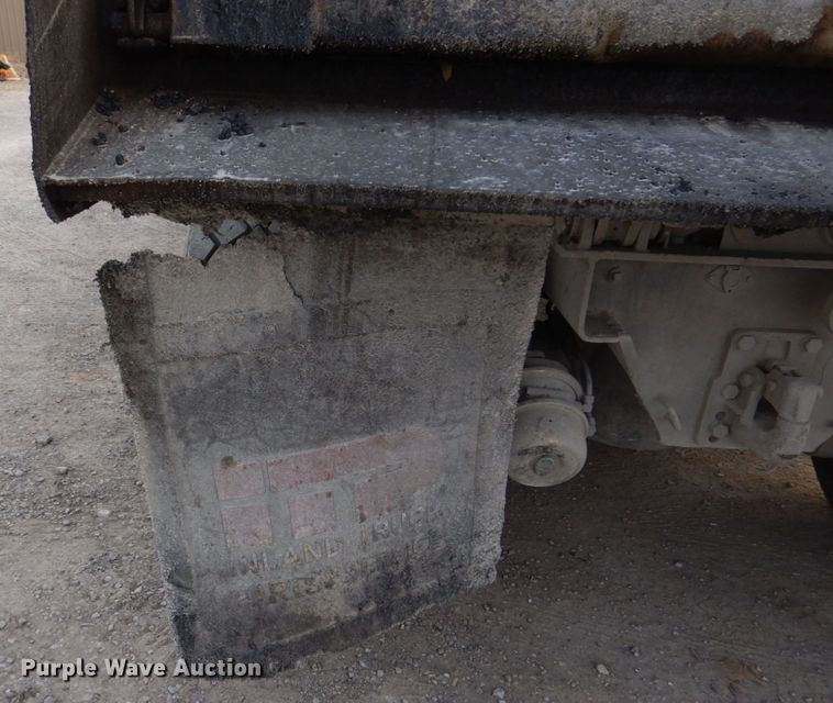 image for item DH8058 1990 Ford LT9000  dump truck