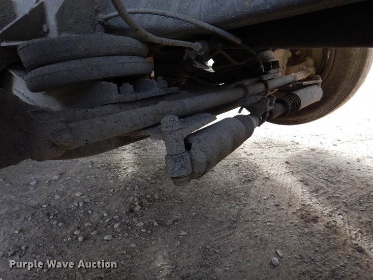 image for item DH8058 1990 Ford LT9000  dump truck