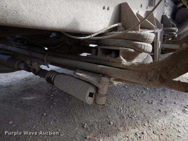 image for item DH8058 1990 Ford LT9000  dump truck