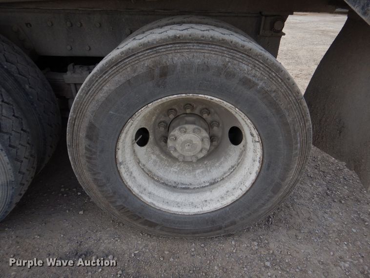 image for item DH8058 1990 Ford LT9000  dump truck